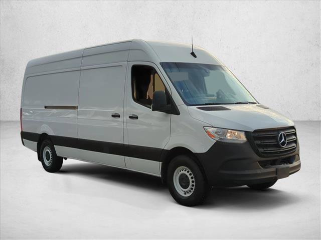 Used 2020 Mercedes-Benz Sprinter 2500 image 3