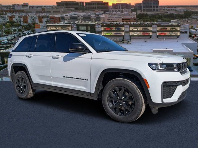 New 2026 Jeep Grand Cherokee Laredo