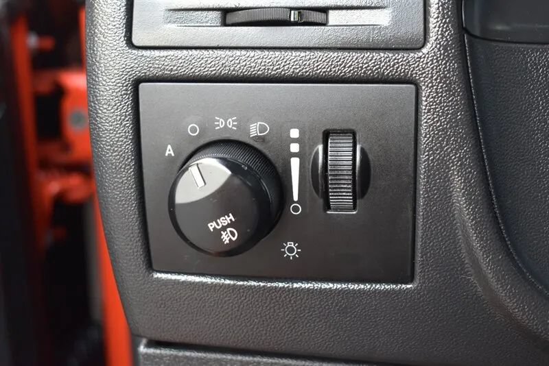 Used 2010 Dodge Challenger SRT8 w/ SRT Option Group II RWD image 17
