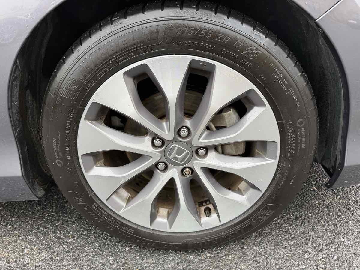 Used 2014 Honda Accord EX-L image 28