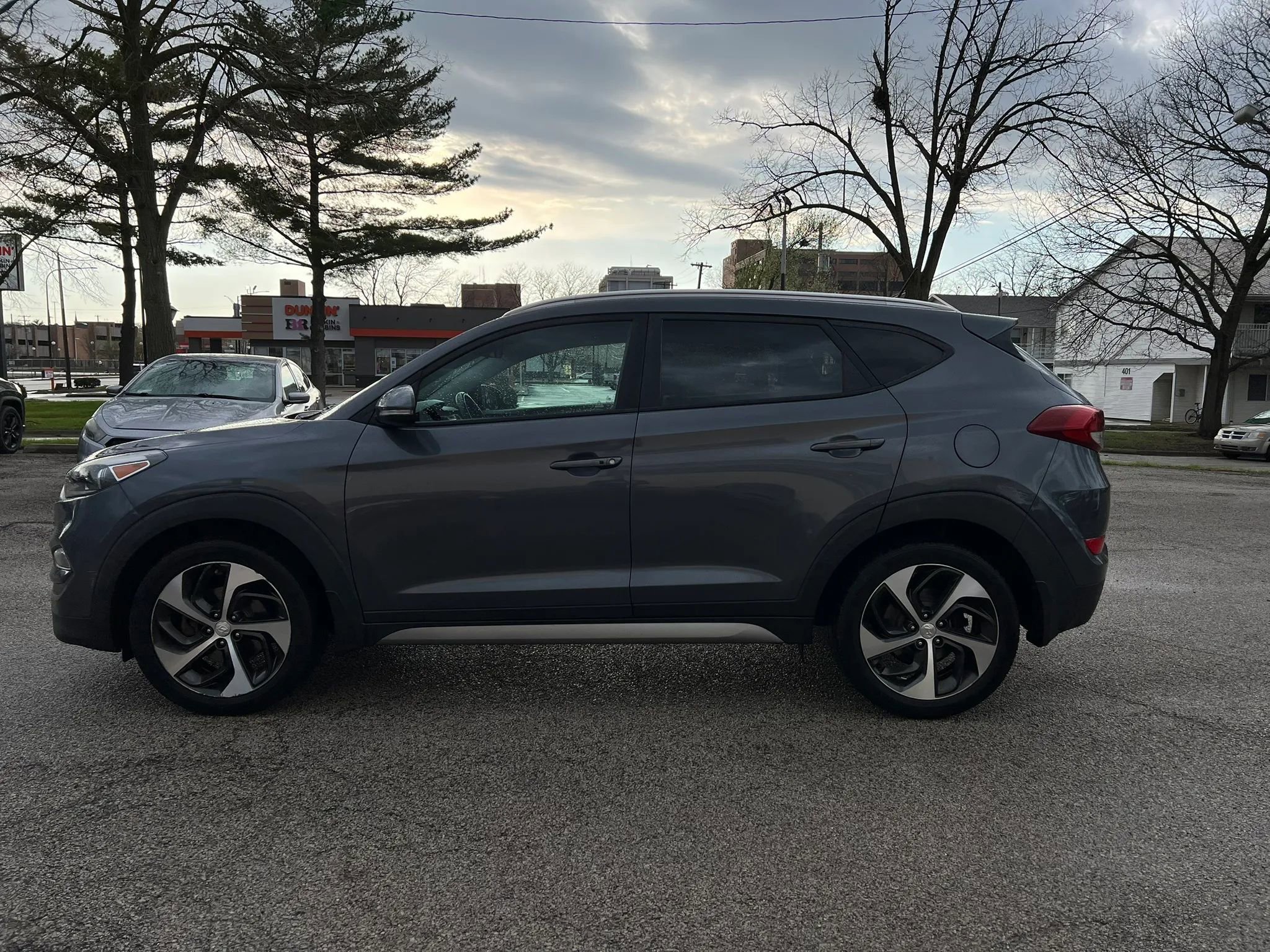 Used 2017 Hyundai Tucson Sport w/ Cargo Package image 4