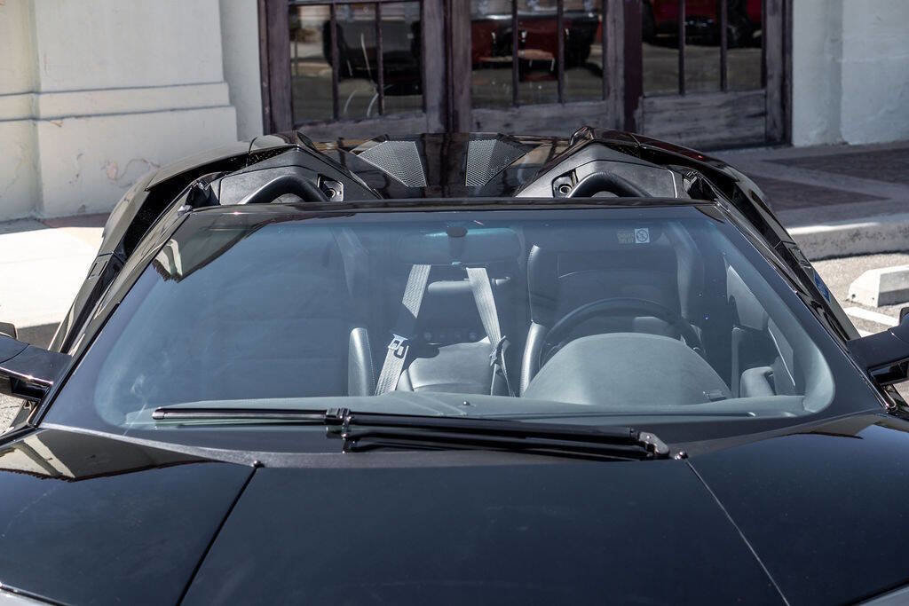 Used 2006 Lamborghini Murcielago Roadster image 38