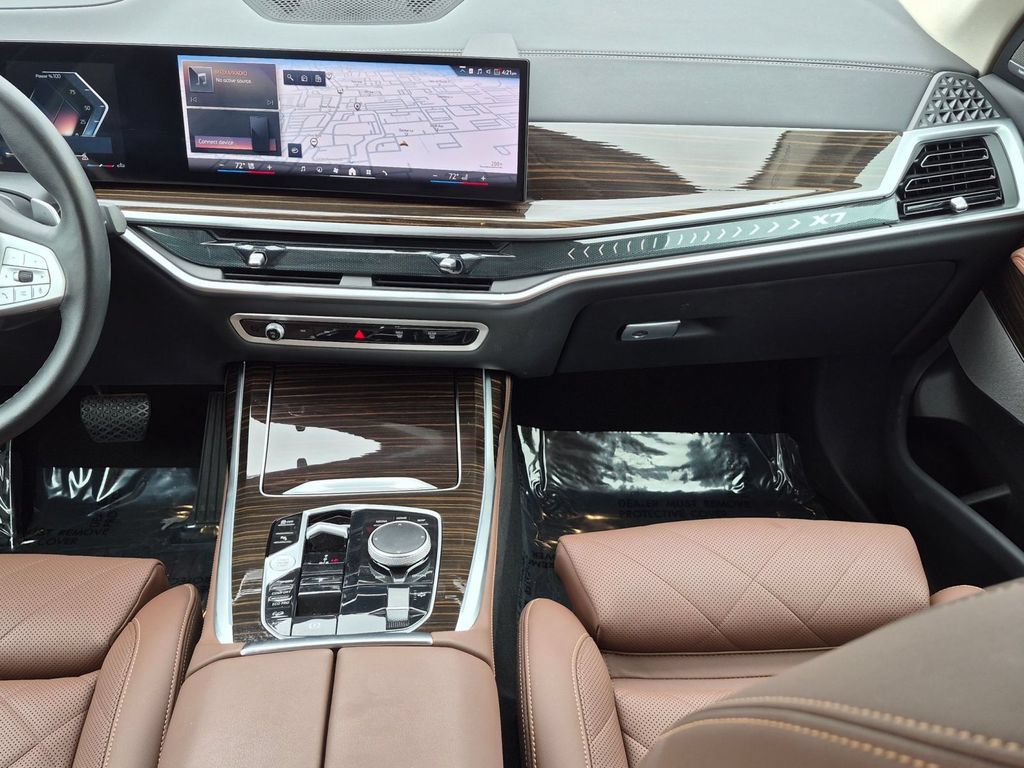 Certified 2025 BMW X7 xDrive40i w/ Premium Package AWD/4WD image 14