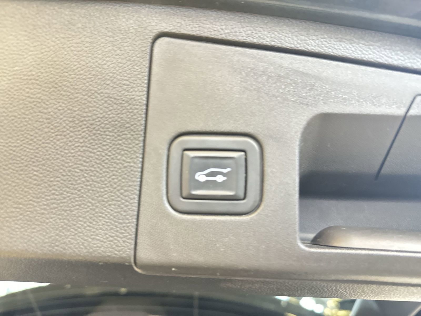 Used 2020 Cadillac XT4 Sport image 34