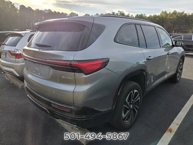 Used 2026 Buick Enclave Sport Touring FWD image 4