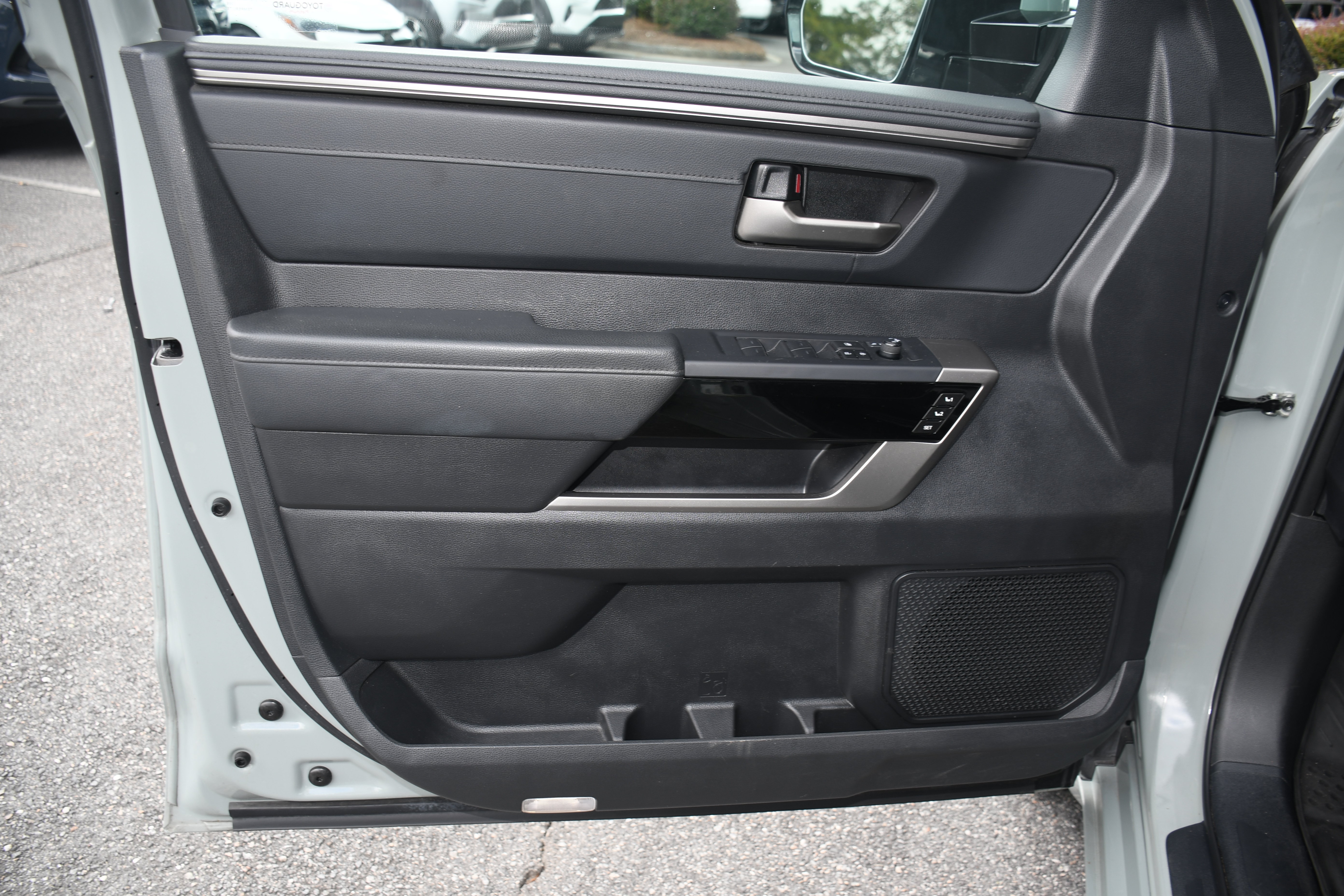 Used 2024 Toyota Tundra Limited RWD image 10