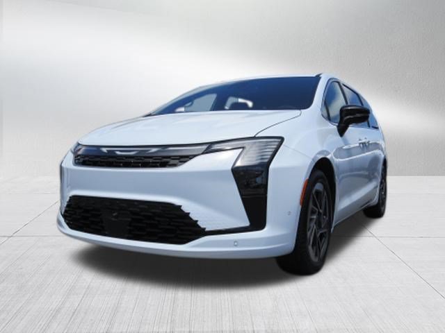 New 2027 Chrysler Pacifica Limited FWD image 5