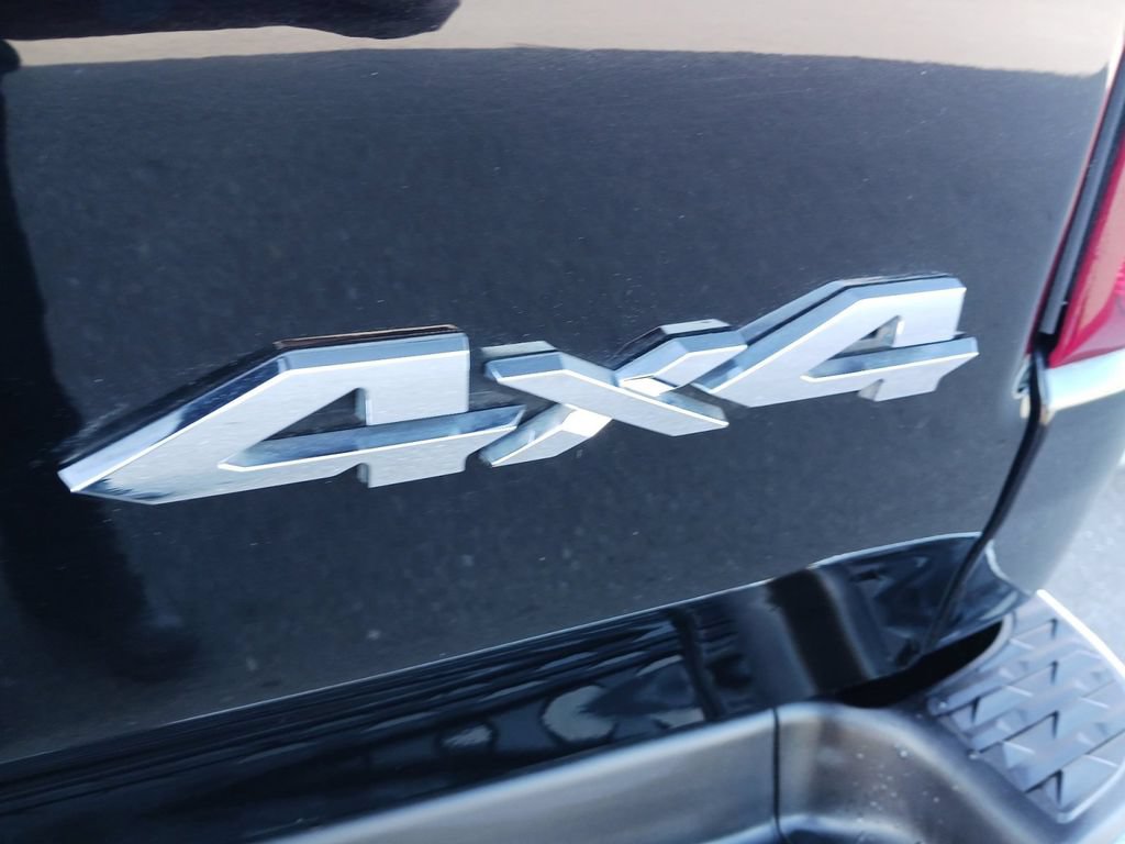 Used 2021 RAM 1500 Laramie AWD/4WD image 30