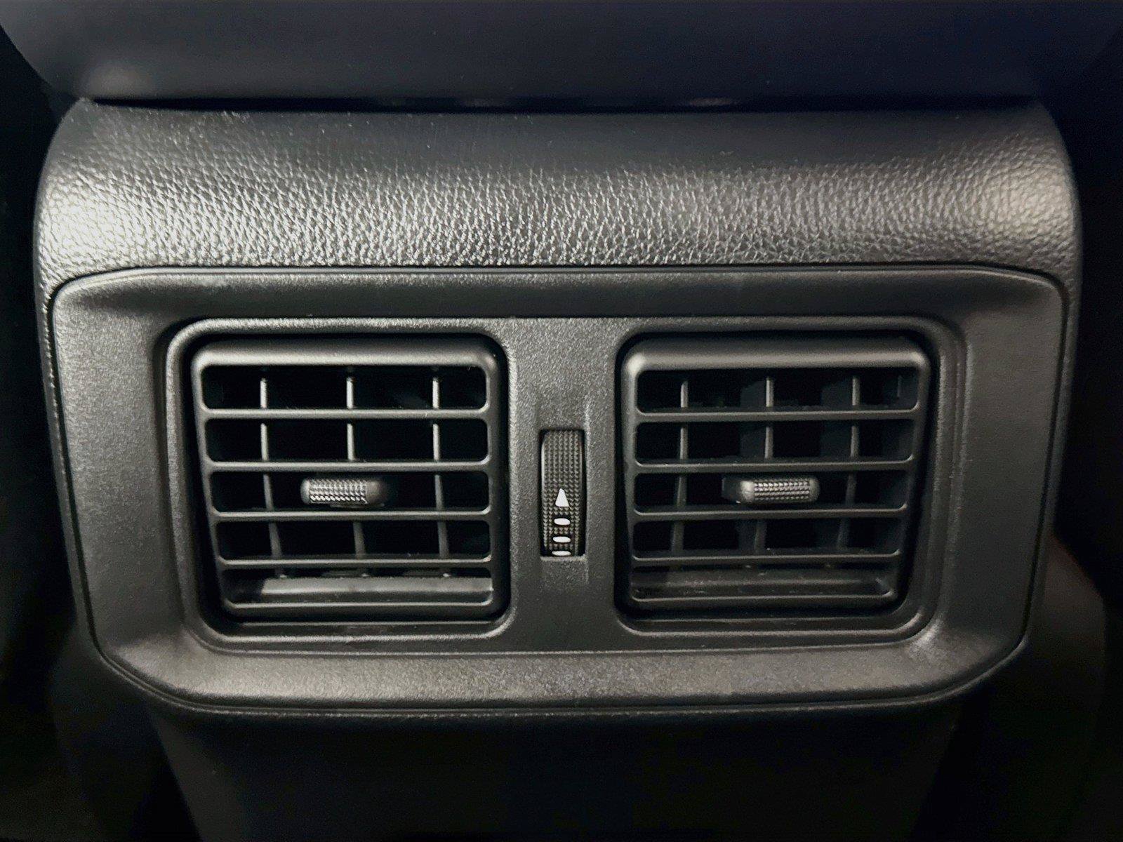 Certified 2021 Toyota RAV4 XLE AWD/4WD image 33