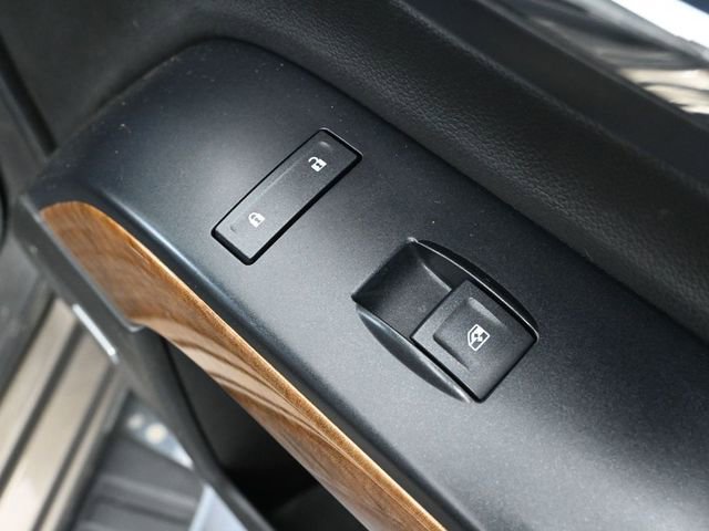 Used 2014 Chevrolet Silverado 1500 LTZ image 45