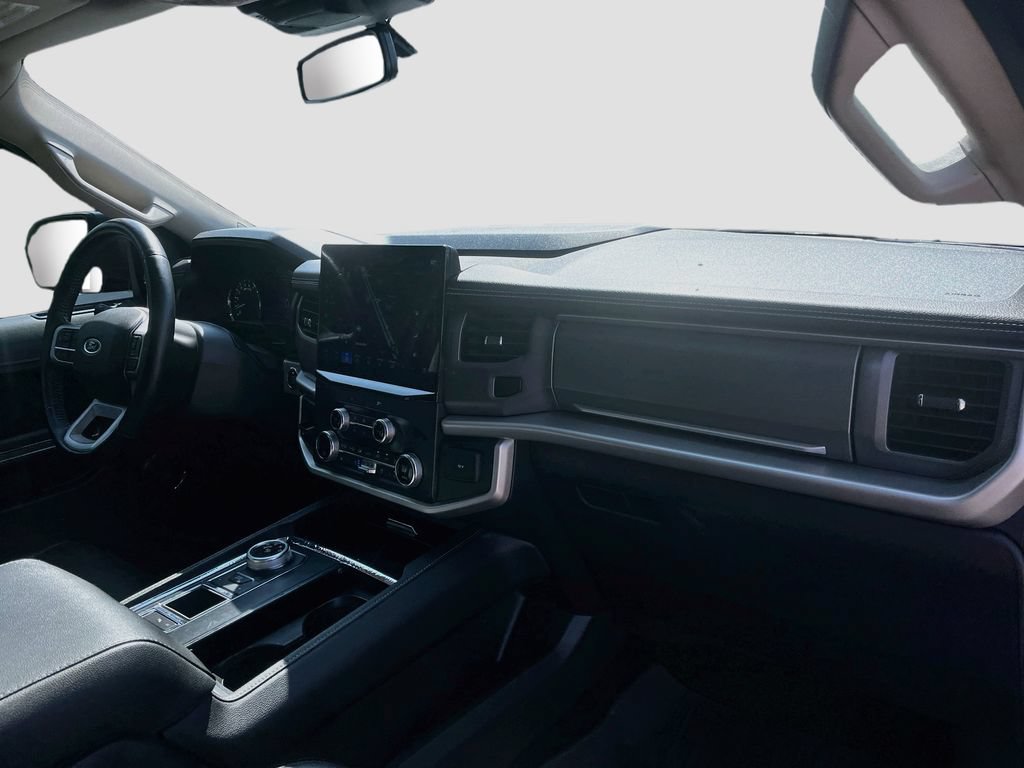 Used 2022 Ford Expedition XLT RWD image 31