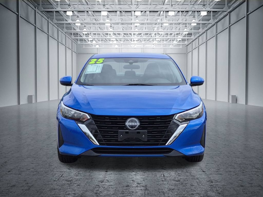 Used 2025 Nissan Sentra SV FWD video 3