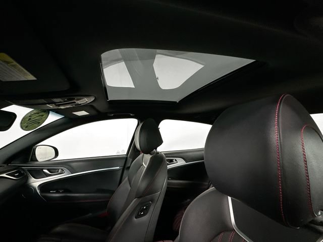 Used 2023 Genesis G70 2.0T w/ Sport Prestige Package image 21