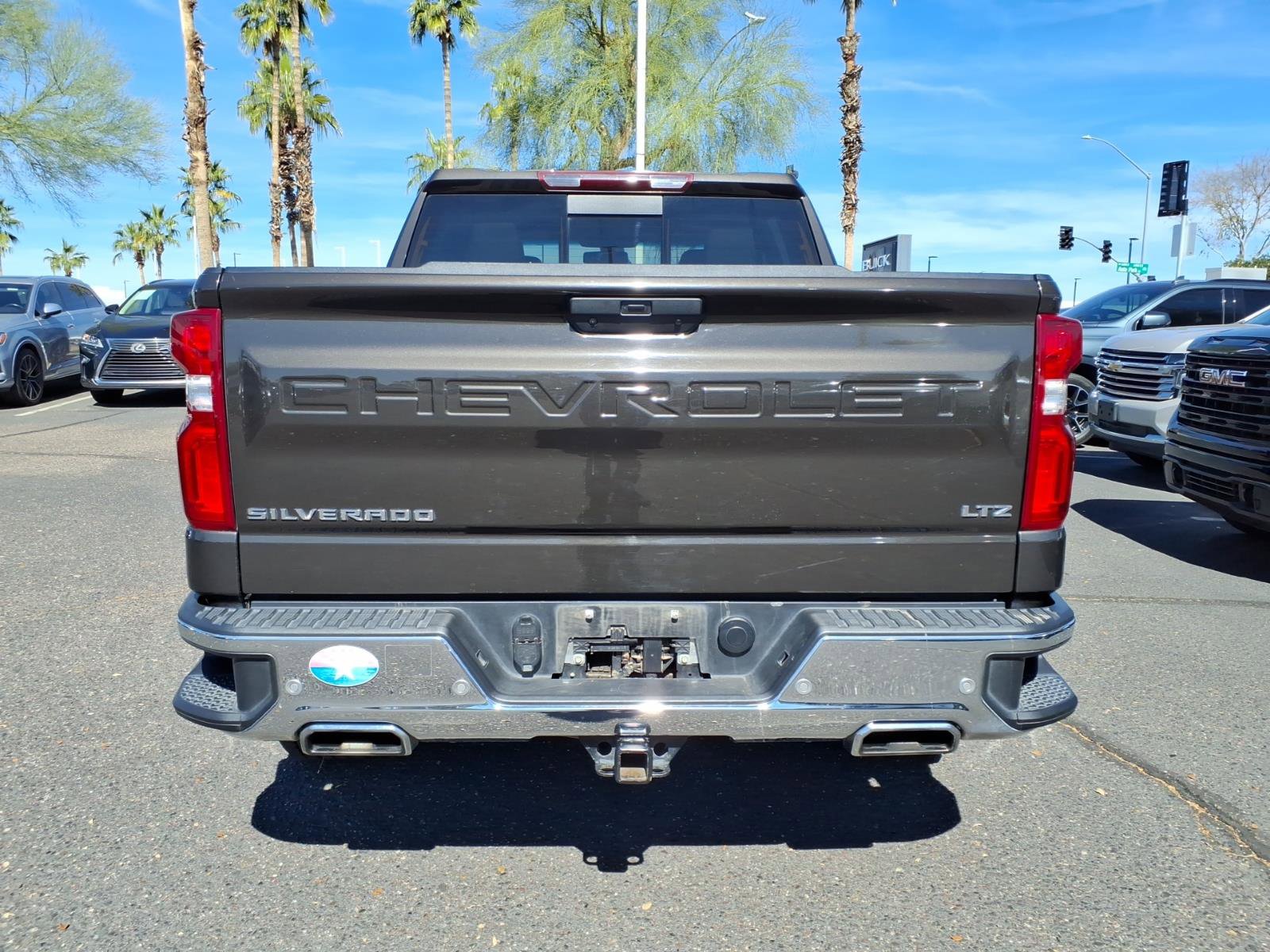 Used 2021 Chevrolet Silverado 1500 LTZ w/ LTZ Convenience Package II AWD/4WD image 6