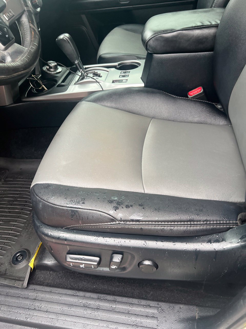 Used 2022 Toyota 4Runner SR5 Premium w/ Moonroof Package AWD/4WD image 7