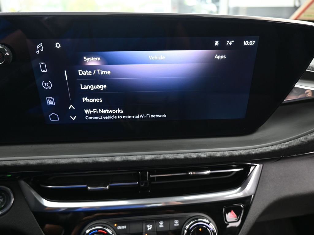 Used 2024 Buick Envista Sport Touring w/ Experience Buick Package image 23