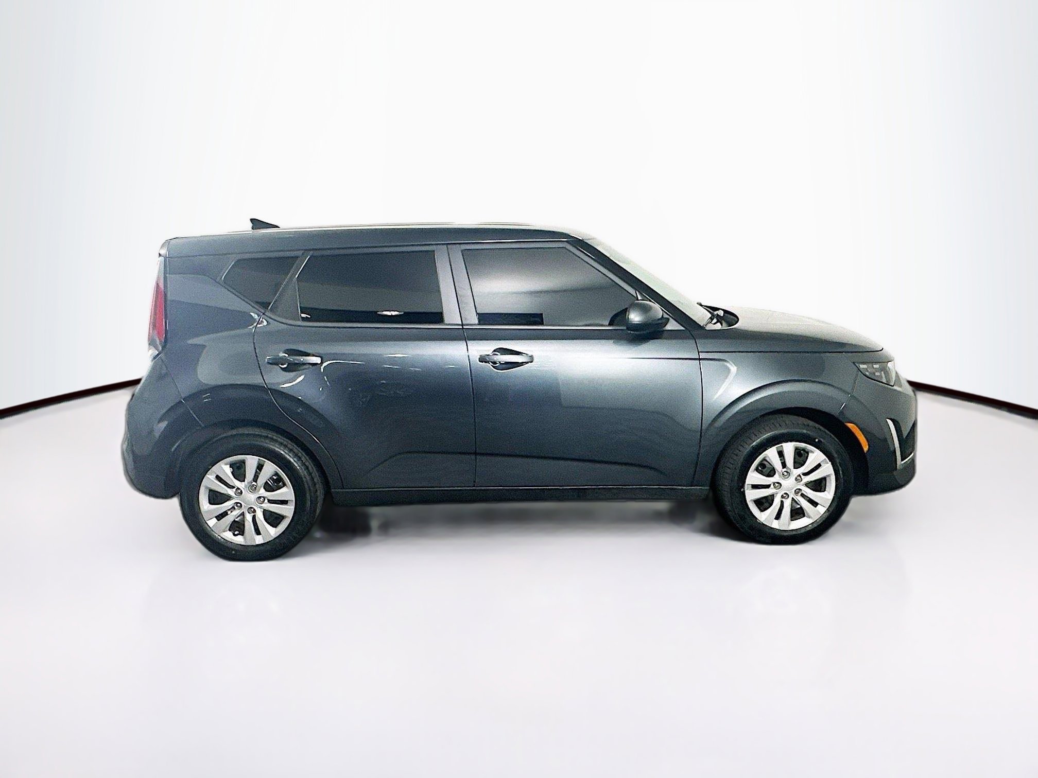 Used 2024 Kia Soul LX image 10