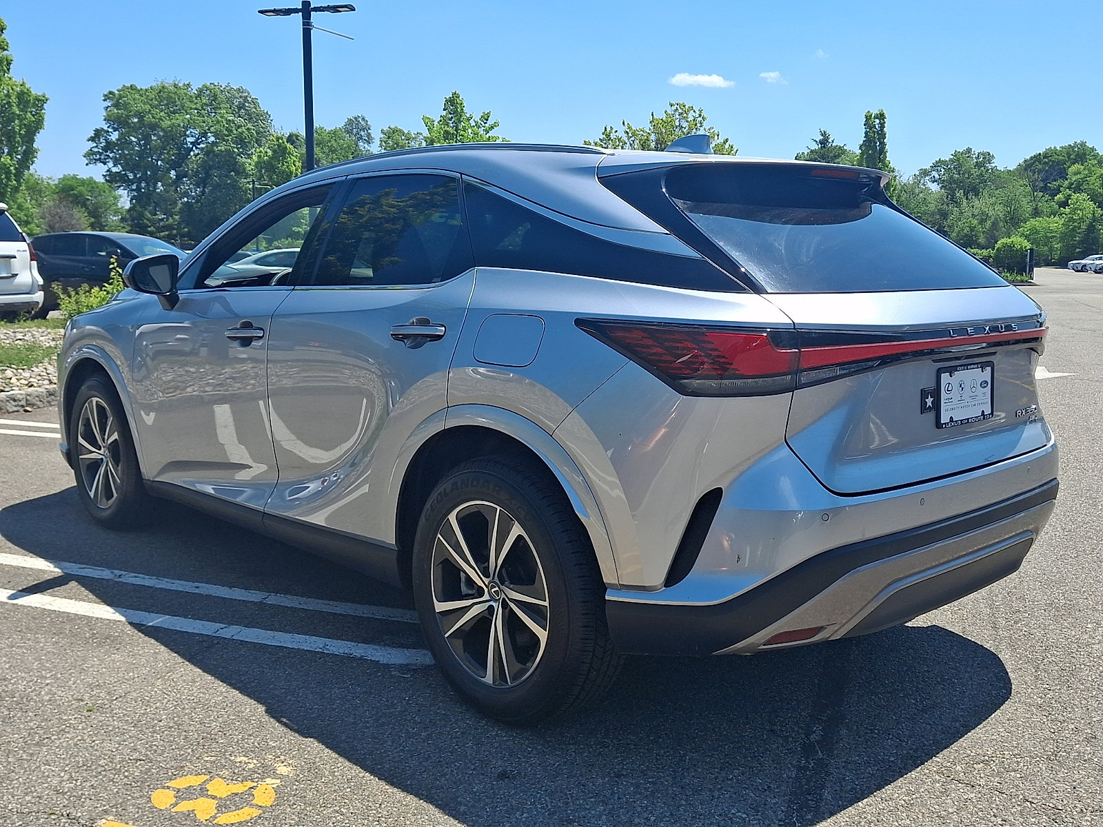 Certified 2023 Lexus RX 350 Premium w/ Accessory Package AWD/4WD image 4