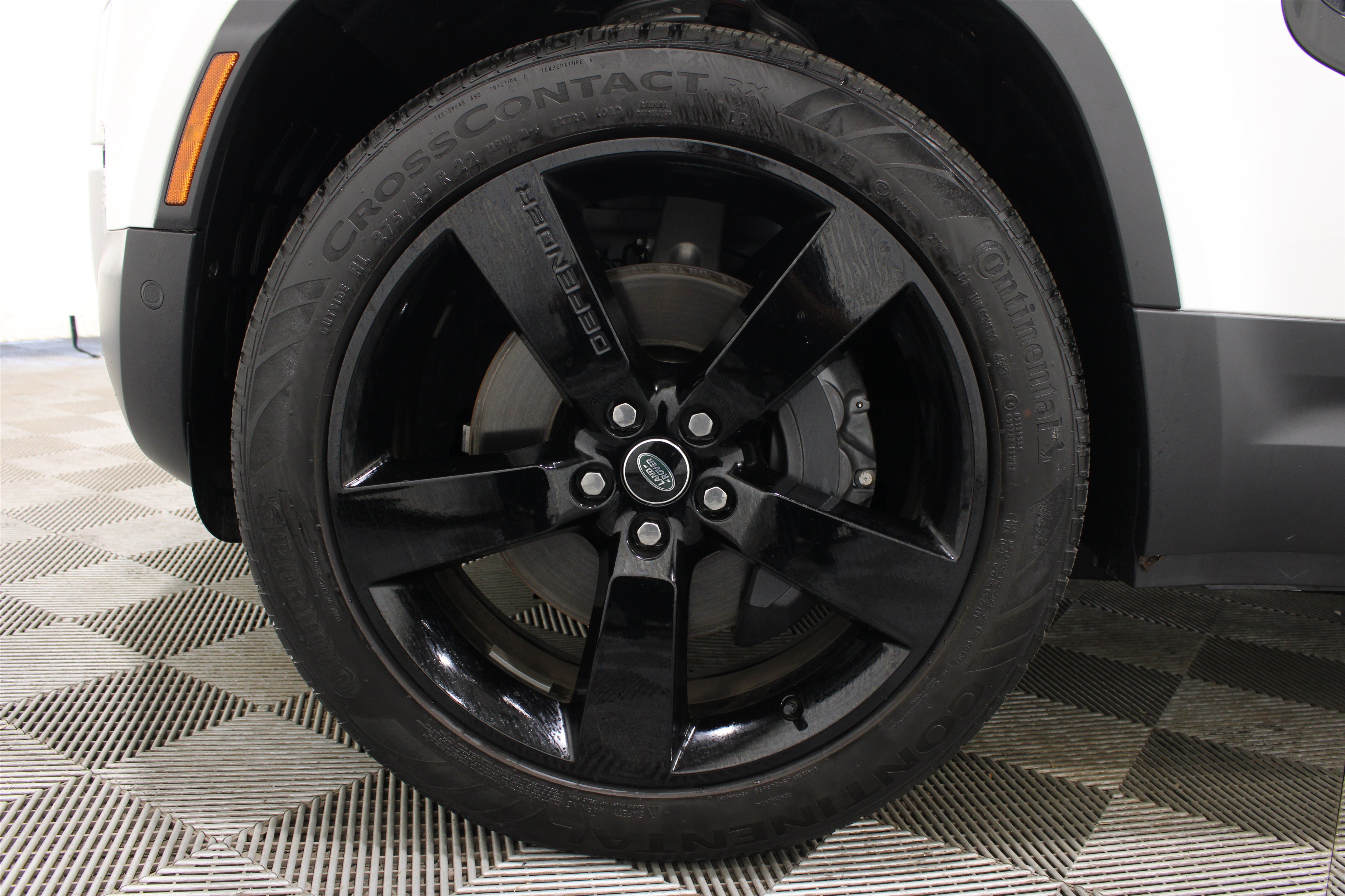 Used 2024 Land Rover Defender 130 S AWD/4WD image 34