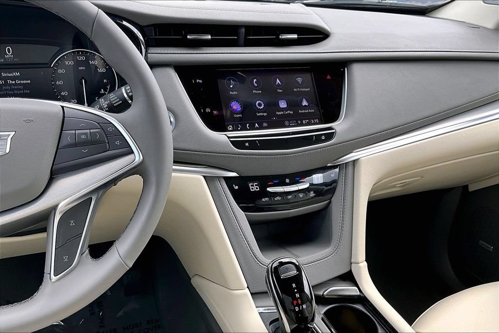 Certified 2025 Cadillac XT5 Premium Luxury FWD image 9