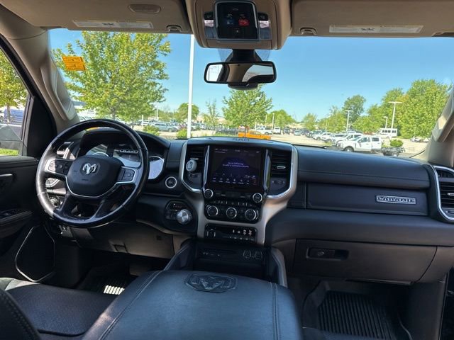 Used 2019 RAM 1500 Laramie AWD/4WD image 15