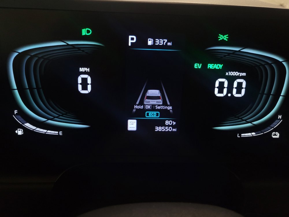 Used 2023 Kia Niro LX FWD image 23