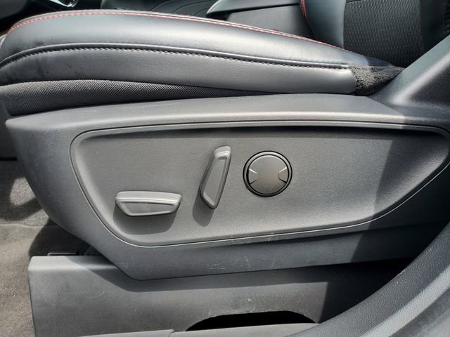 Used 2024 Ford Escape ST-Line w/ Tech Pack #1 AWD/4WD image 6