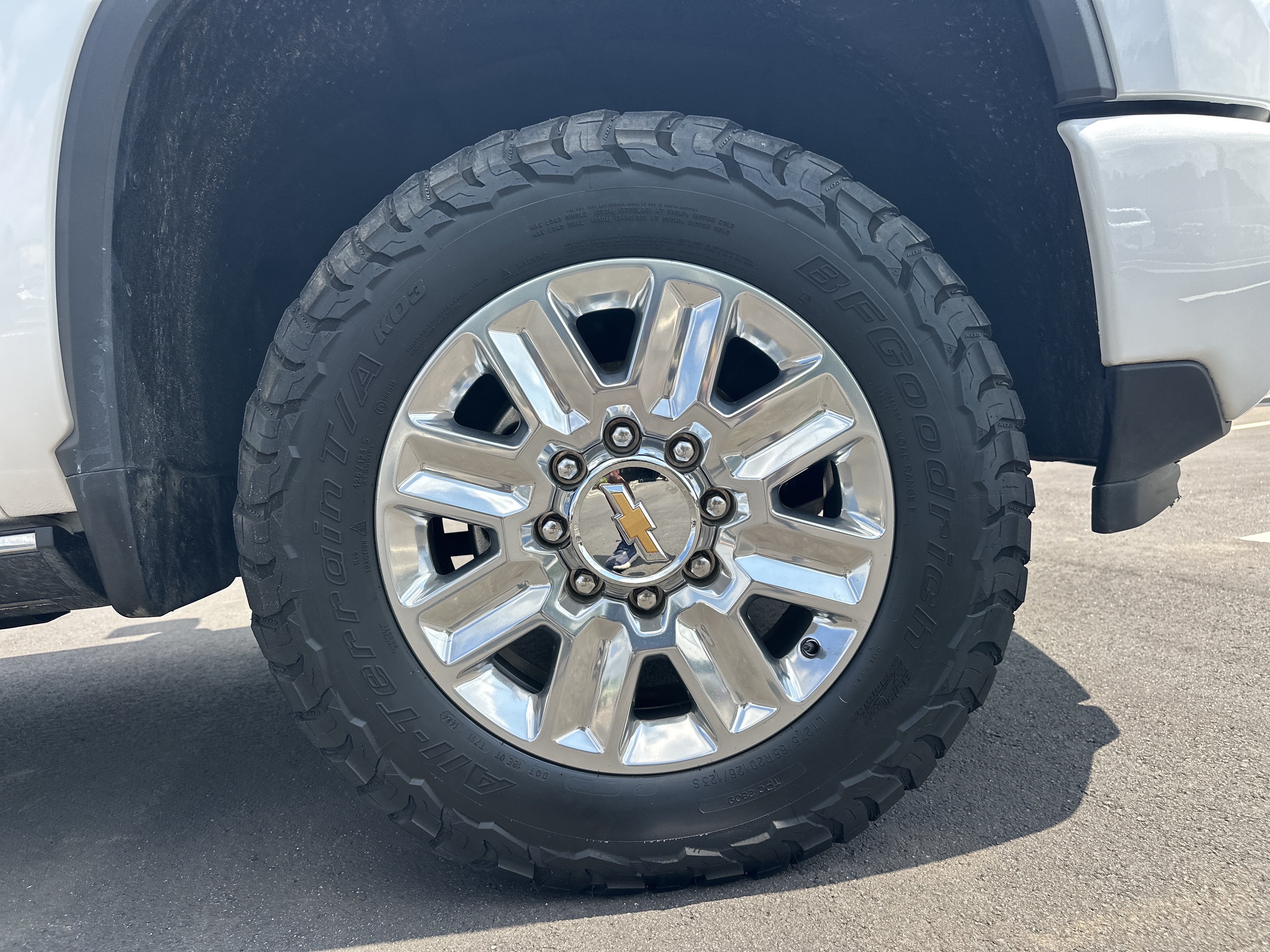 Used 2024 Chevrolet Silverado 3500 High Country w/ High Country Premium Package AWD/4WD image 13