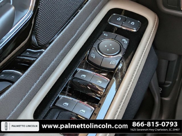 Certified 2022 Lincoln Aviator Reserve RWD image 27