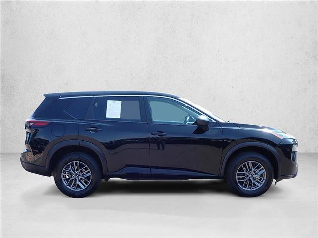 Used 2024 Nissan Rogue S AWD/4WD image 5