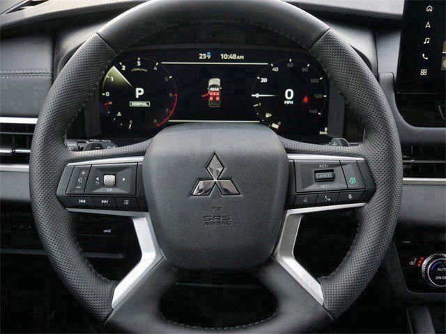 New 2026 Mitsubishi Outlander SE image 8