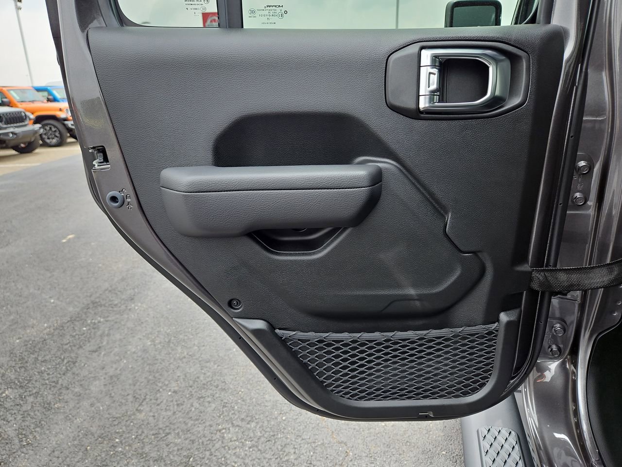 New 2025 Jeep Gladiator Sport image 14