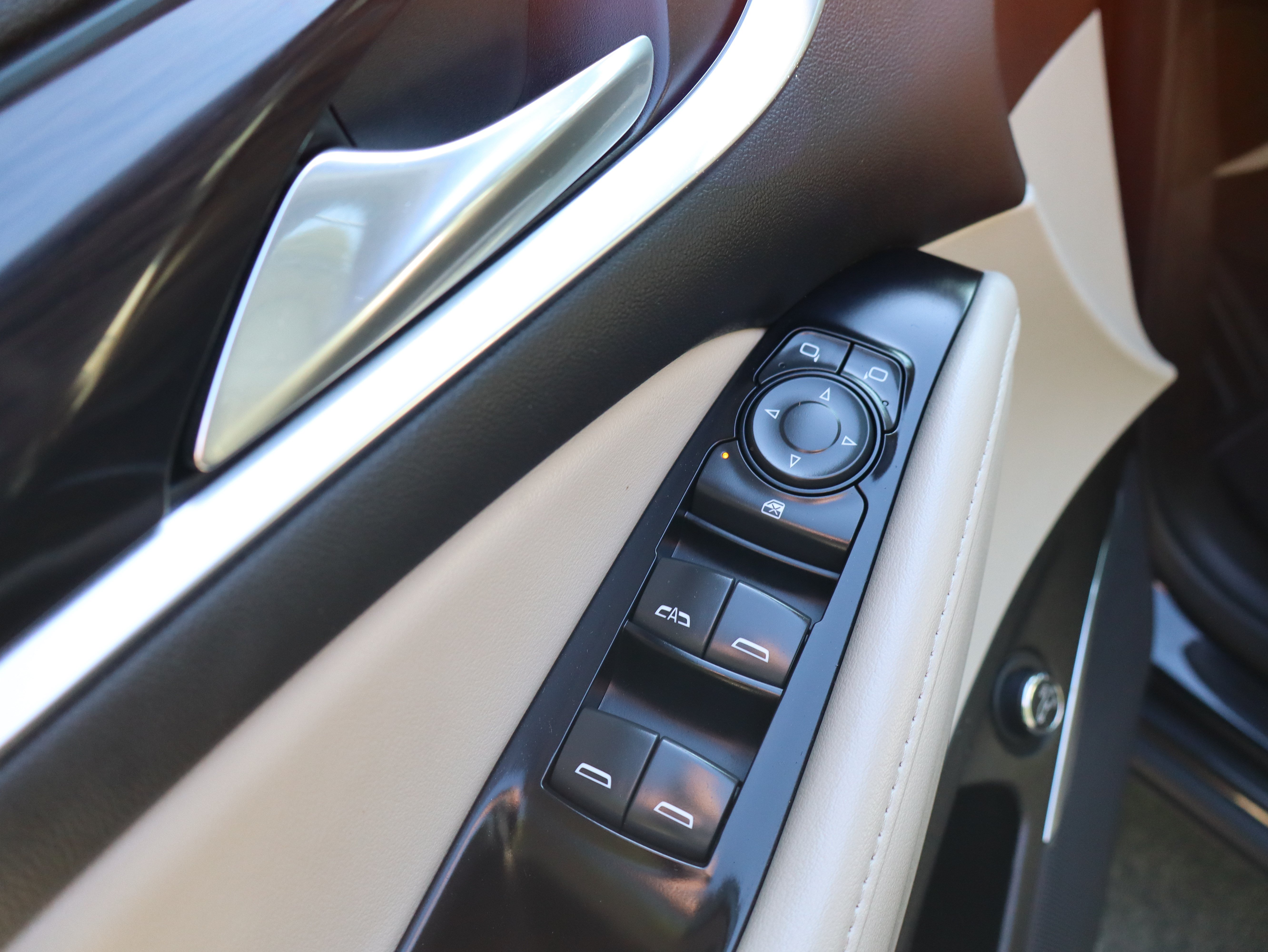 Used 2019 Buick Enclave Essence FWD image 20