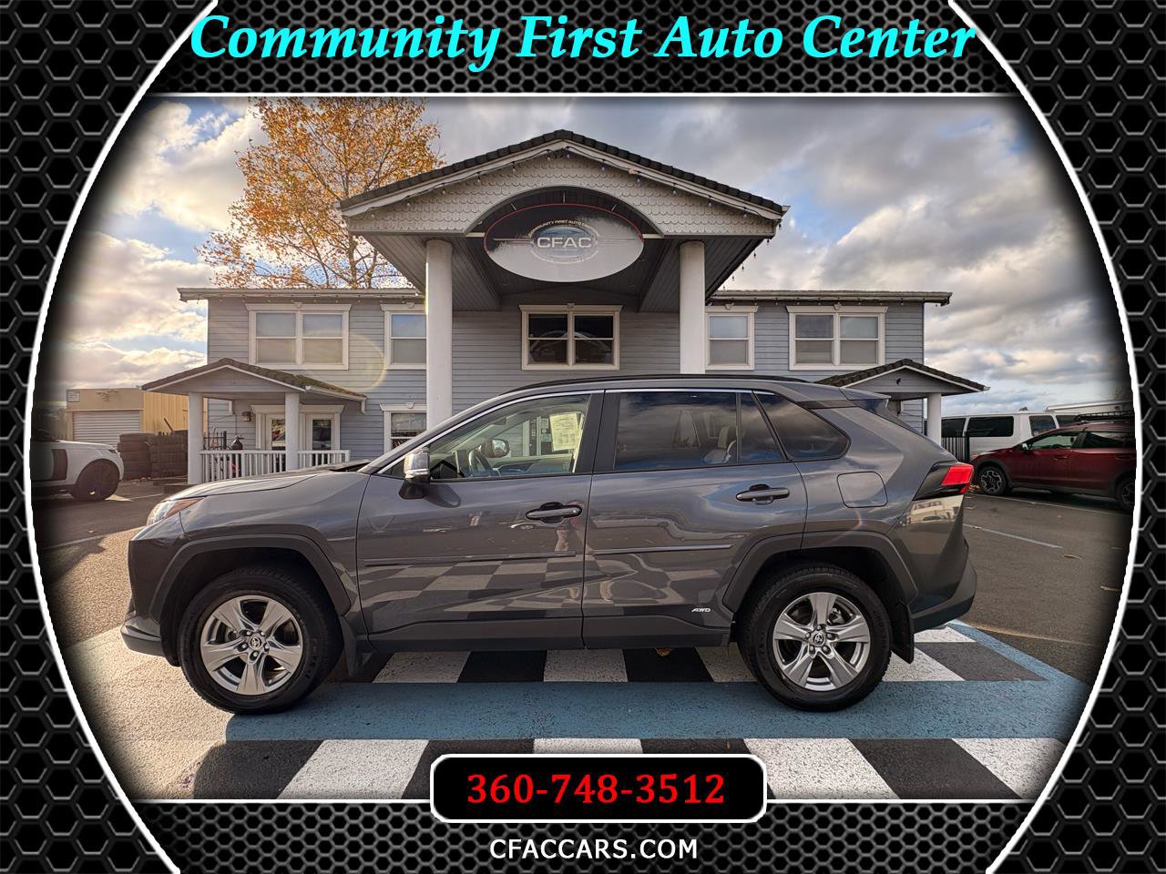 Used 2024 Toyota RAV4 XLE image 1