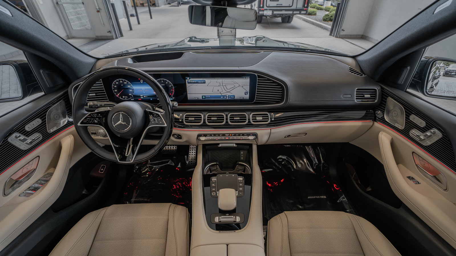New 2026 Mercedes-Benz GLS 580 4MATIC image 8