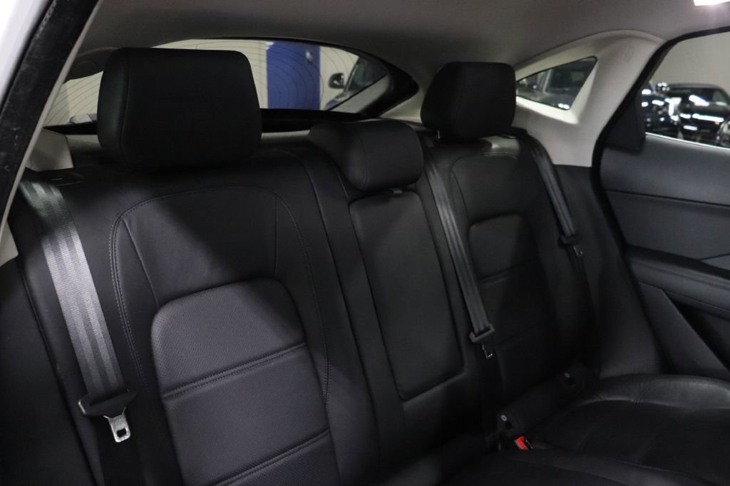 Used 2018 Jaguar E-PACE S image 20