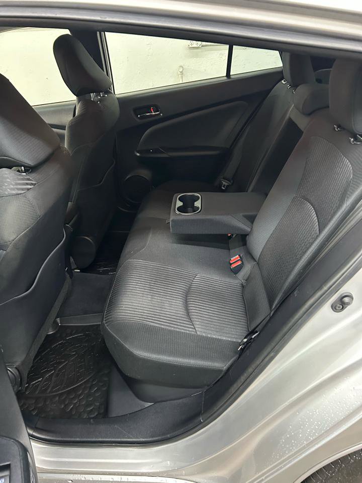 Used 2018 Toyota Prius Two w/ Prius Two Safety Plus Package FWD image 39