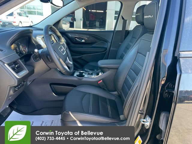 Used 2024 GMC Terrain Denali w/ LPO, Floor Liner Package AWD/4WD image 17