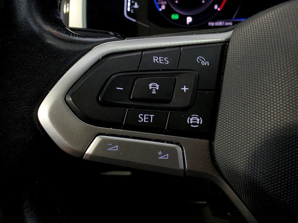 Used 2021 Volkswagen Atlas SEL Premium AWD/4WD image 24