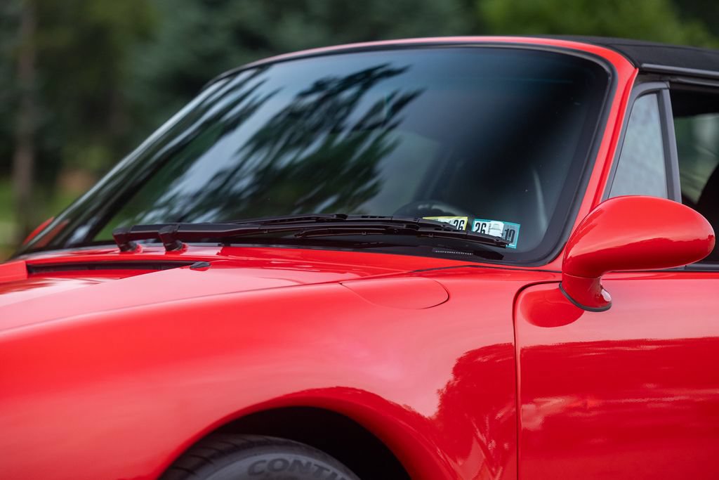 Used 1995 Porsche 911 Carrera RWD image 35