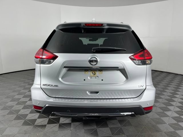 Used 2019 Nissan Rogue SV w/ Sun & Sound Touring Package FWD image 10