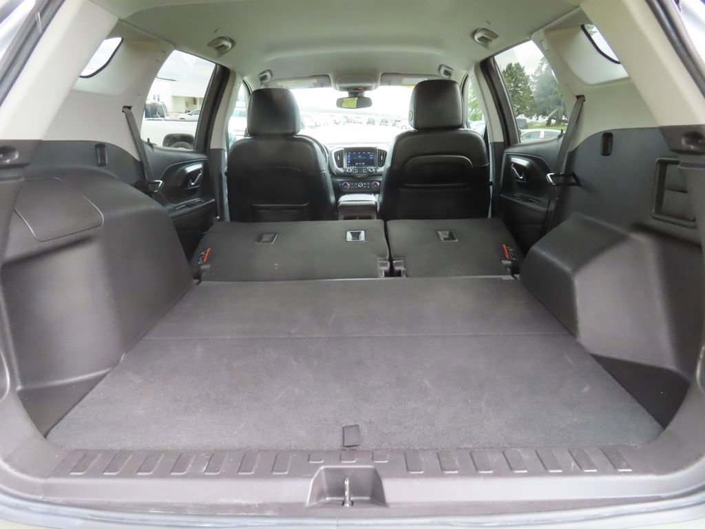 Used 2024 GMC Terrain SLT image 36