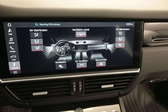 Used 2020 Porsche Cayenne AWD/4WD image 10