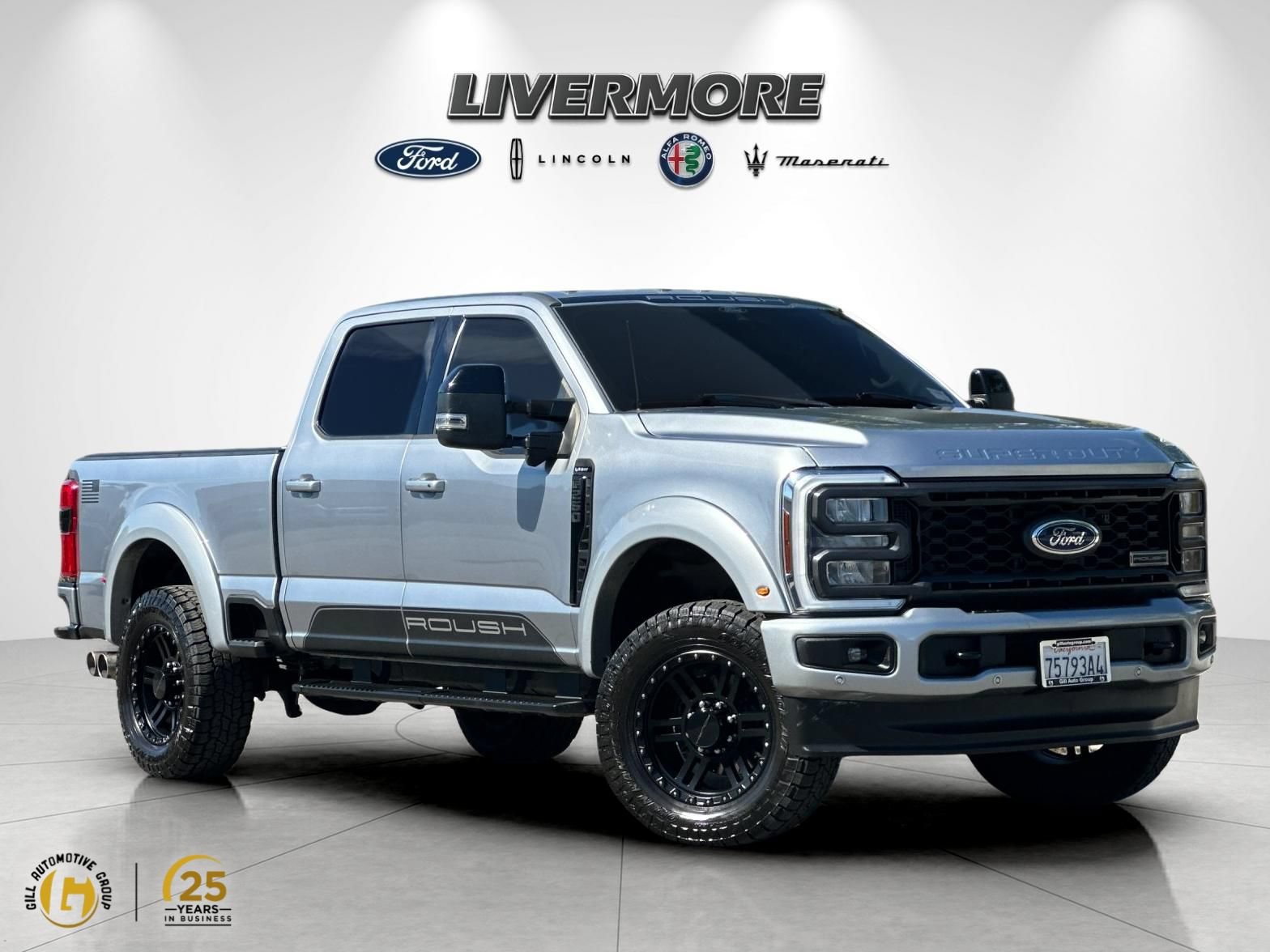 Used 2024 Ford F250 Lariat w/ Lariat Ultimate Package AWD/4WD image 1