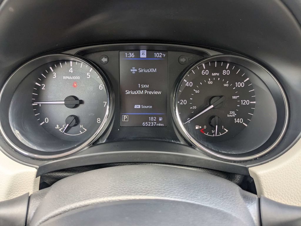 Used 2022 Nissan Rogue Sport SL w/ Premium Package FWD image 30