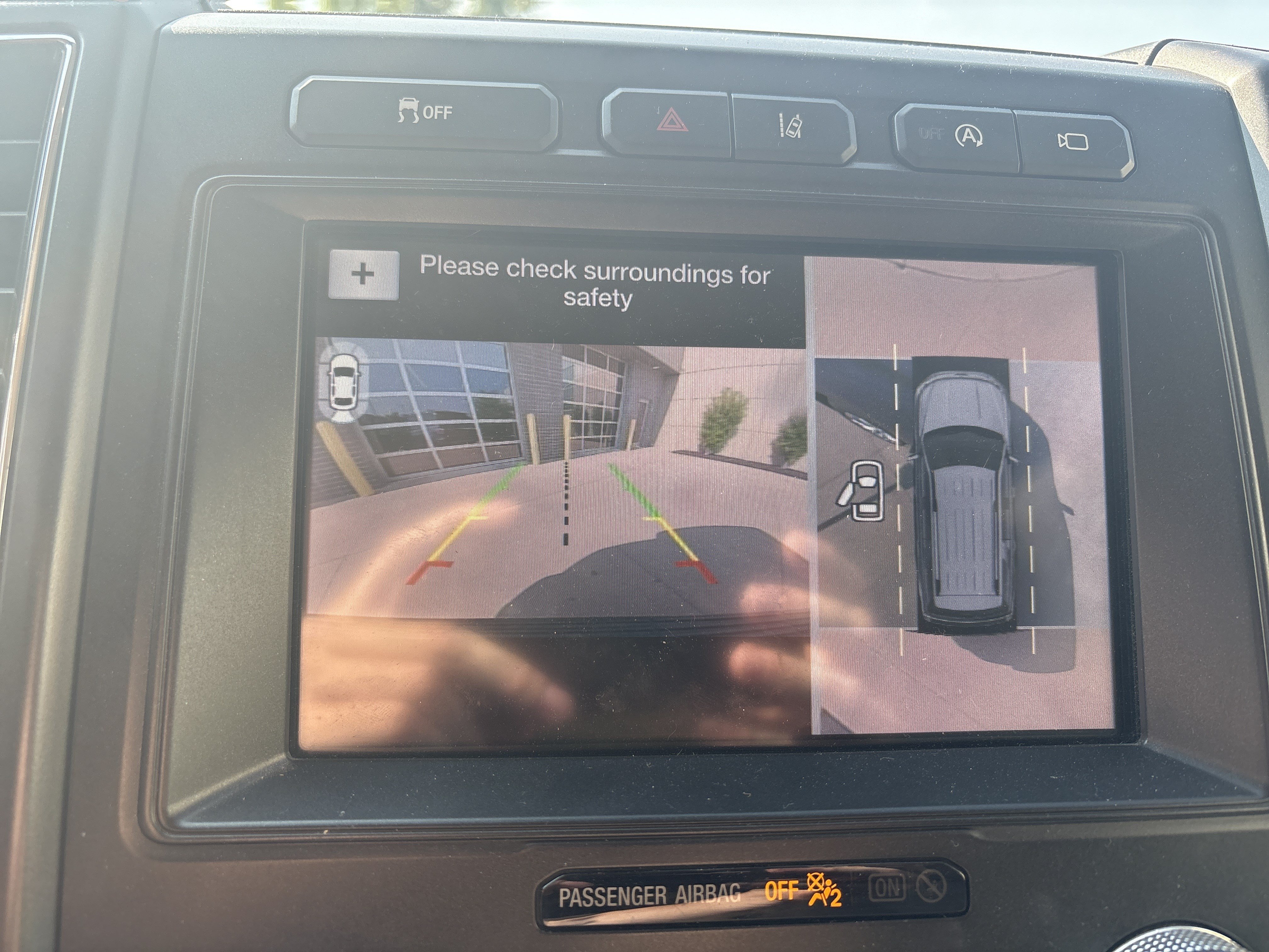 Used 2019 Ford Expedition Limited w/ Equipment Group 302A RWD image 25