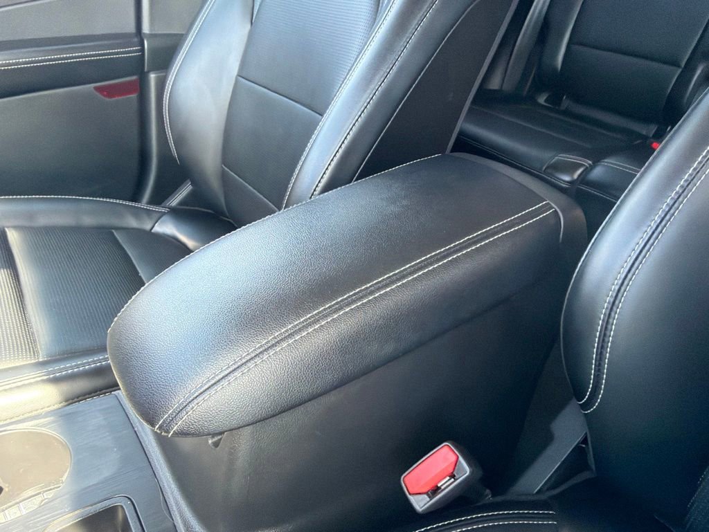 Used 2025 Ford Escape Platinum AWD/4WD image 23