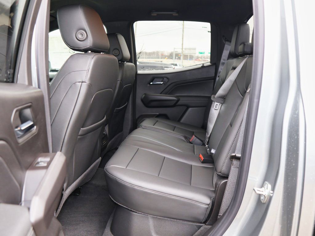 New 2026 GMC Canyon Elevation w/ Convenience Package image 9