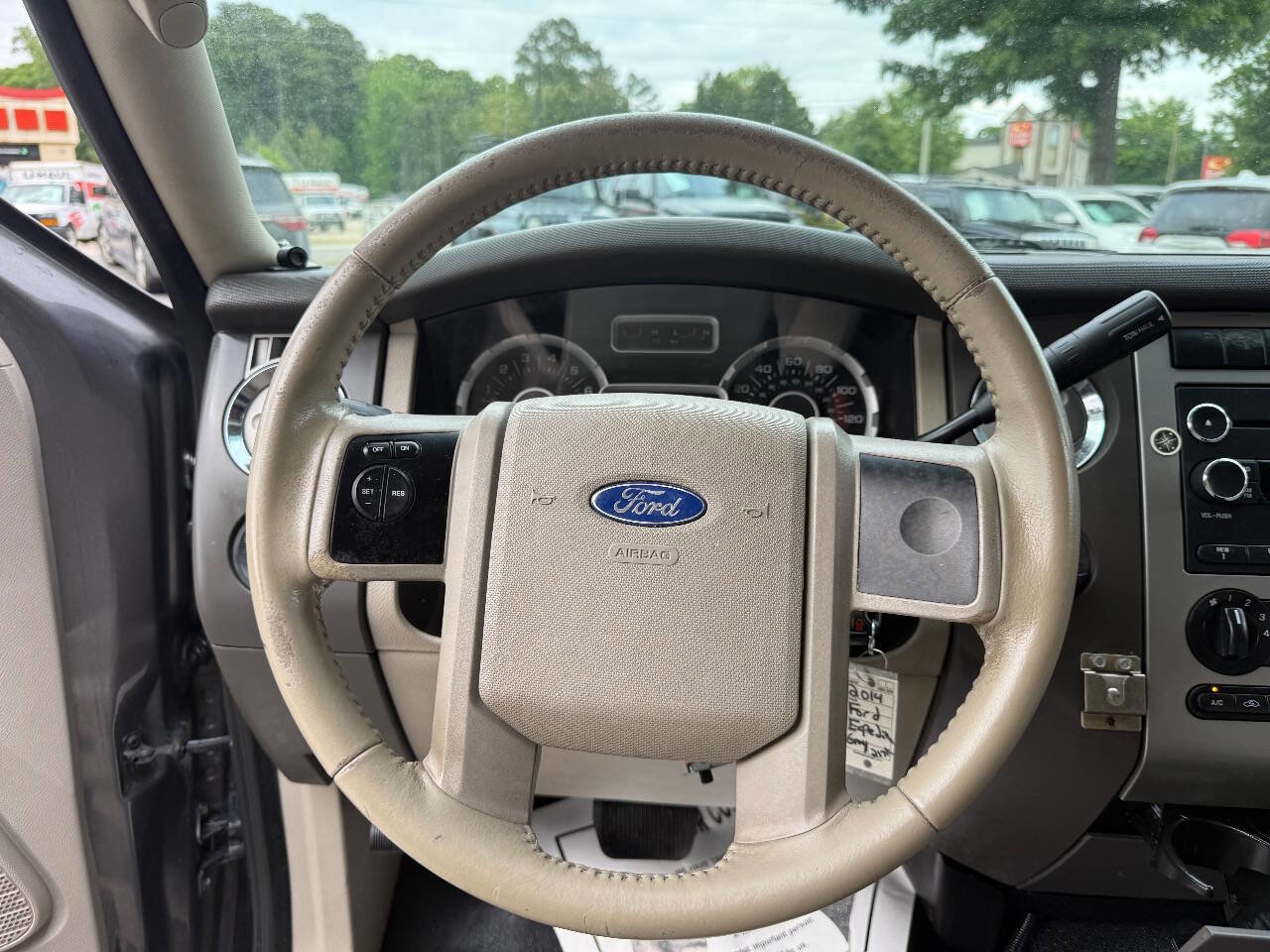 Used 2014 Ford Expedition XL RWD image 13