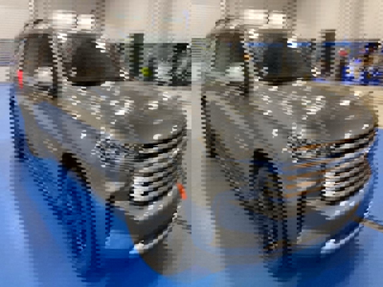 Used 2021 Chevrolet Suburban High Country AWD/4WD image 1